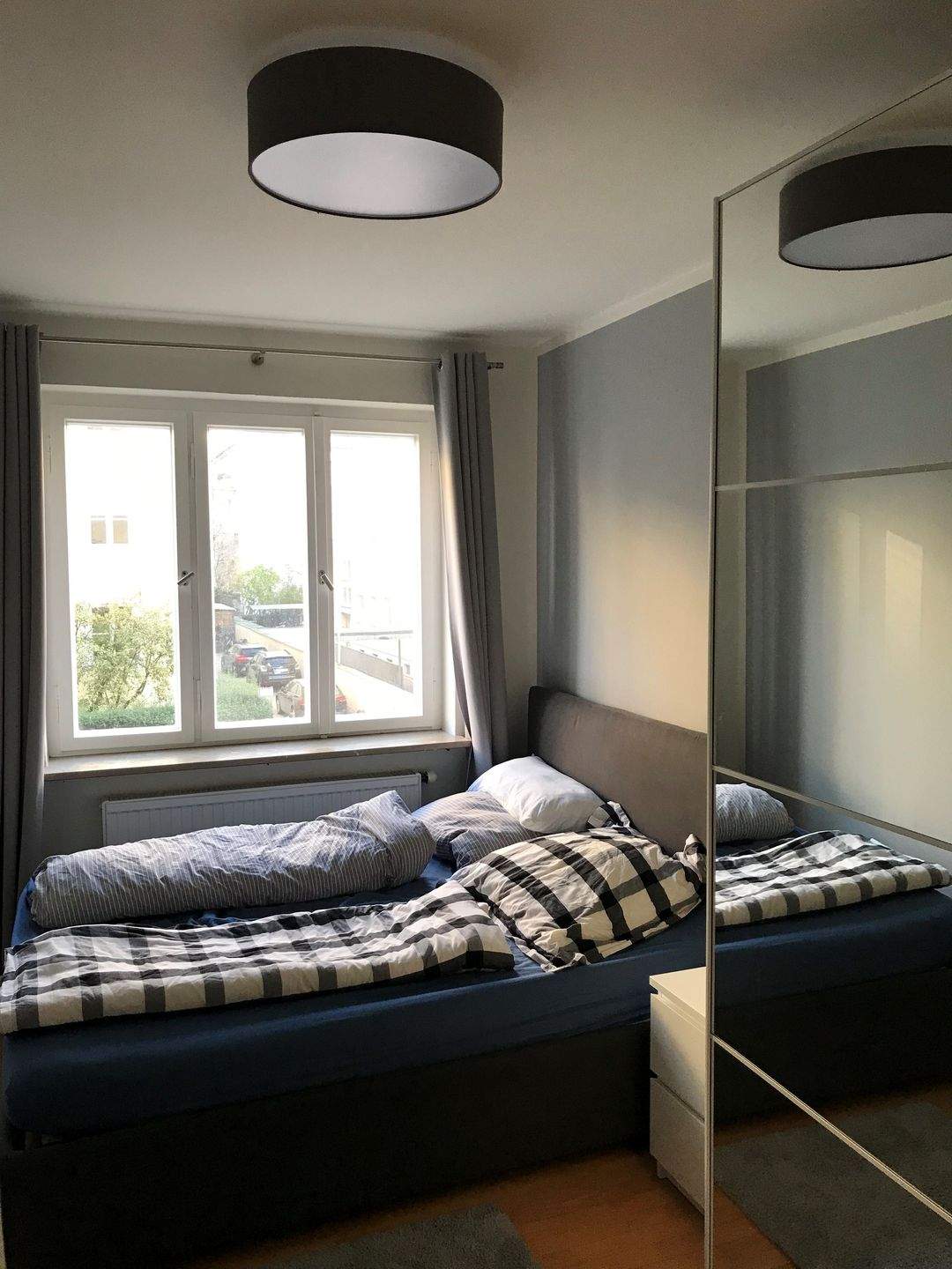 Möblierte 2,5-Zimmer-Wohnung mit Balkon und Einbauküche in Schwabing-West – München – Vorschaubild 4