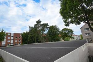 Vermietete 3 Zimmer Eigentumswohnung mit Balkon und Pkw-Stellplatz – 23558 Lübeck – Vorschaubild 2