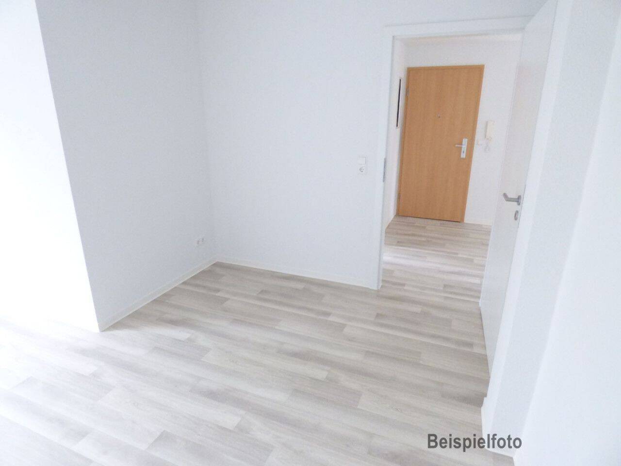Neu renovierte 4 Raum Wohnung mit Mietergarten - Wohnen zum Wohlfühlen – Chemnitz – Vorschaubild 6