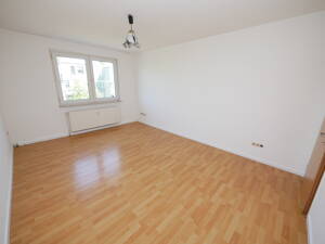 Renovierte 3,5 Zimmerwohnung in Gelsenkirchen - Feldmark sucht neuen Mieter – 45883 Gelsenkirchen – Vorschaubild 2