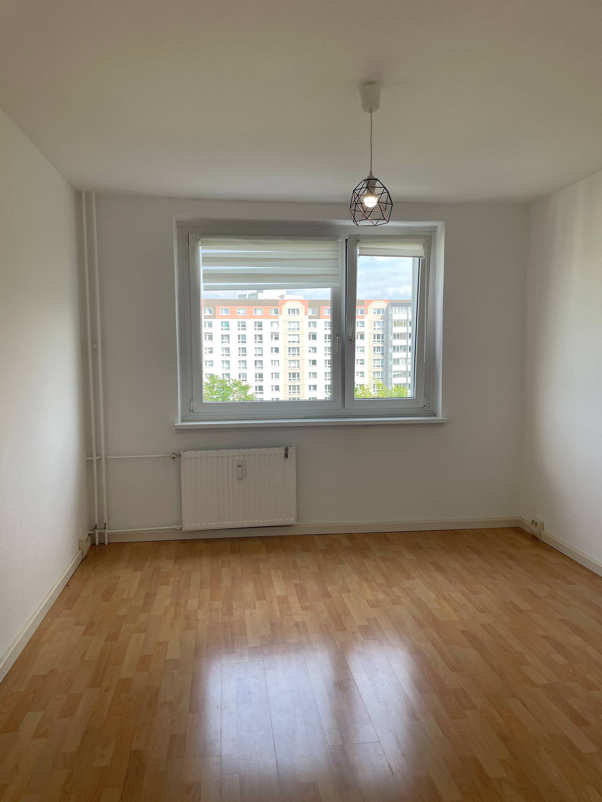 Bezugsfreie und renovierte 3-Zimmer-Wohnung in Berlin Friedrichsfelde, Lichtenberg – Berlin – Vorschaubild 8
