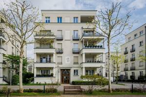 Provisionsfrei: Luxuriöse 5-Zimmer Maisonette Wohnung mit Sonnenbalkon in den Heinrich-Heine-Gärten – 40549 Düsseldorf – Vorschaubild 6