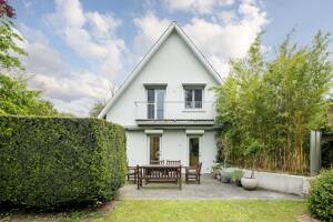 Familienparadies: 5-Zimmer-Einfamilienhaus in Volksdorfer Lieblingslage!