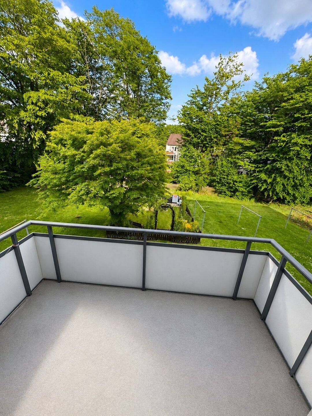 Gemütliche 3,5 Zimmer Wohnung im 1.OG -59qm -mit Balkon und einem zusätzl.Zimmer im DG – Dortmund – Vorschaubild 7