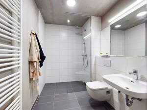 DIE ZIMMEREI | Möbliert & zentral: WG-Zimmer für Studierende & Azubis am Campus Deutz | Shared Bude – 50679 Köln – Vorschaubild 5