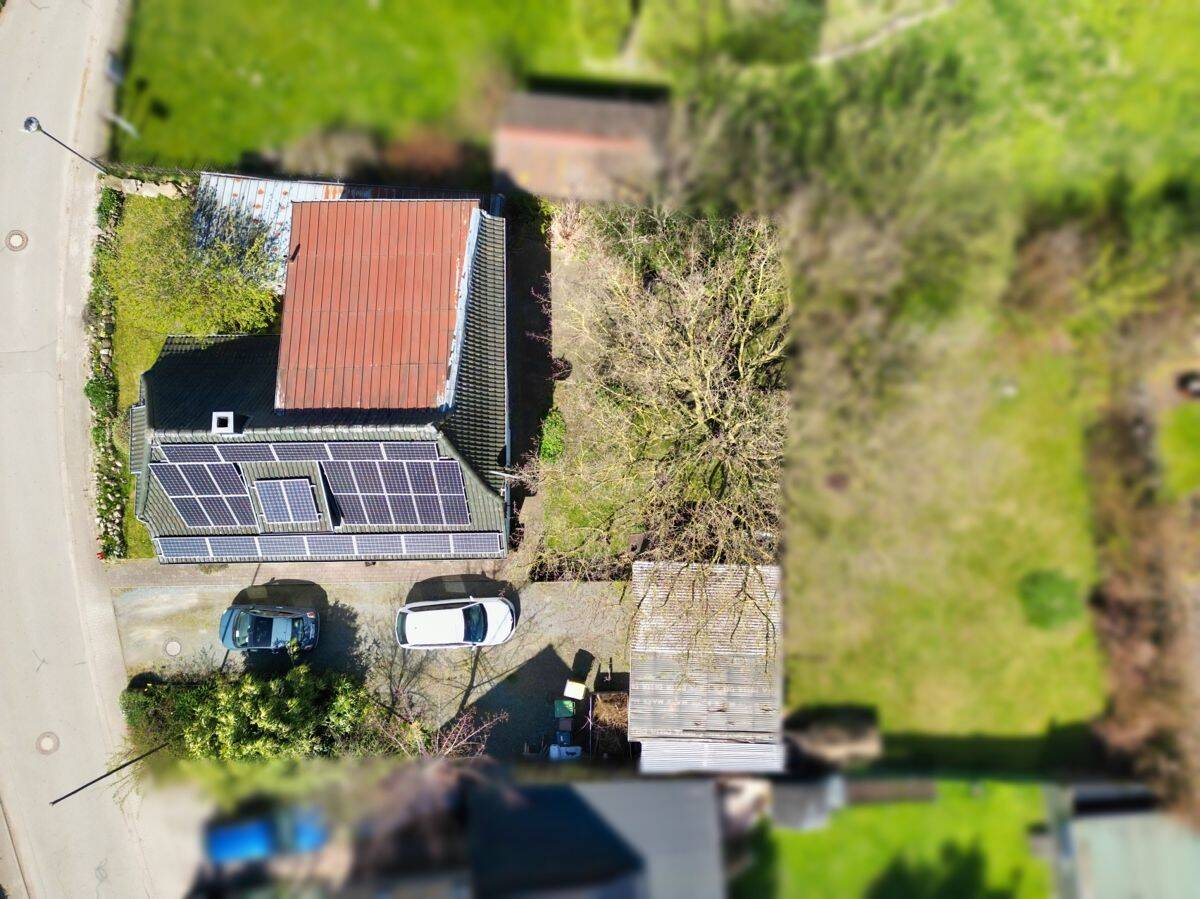 Charmantes Landhaus mit PV-Anlage, Kaminofen, Garten, modernem Bad und Entwicklungspotenzial in Böel – Böel – Vorschaubild 4