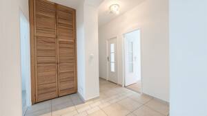 Bezugsfreie 4-Zimmer-Wohnung nahe Schloss Charlottenburg – 10589 Berlin – Vorschaubild 8