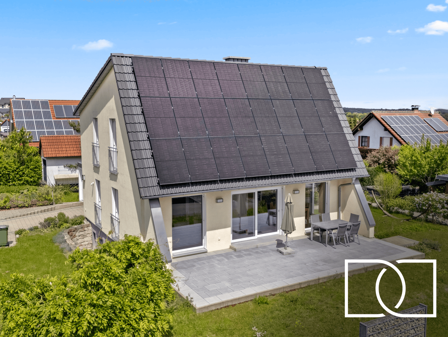 Energieeffizientes Architektenhaus! Hochwertiges Einfamilienhaus in traumhafter Lage mit ELW