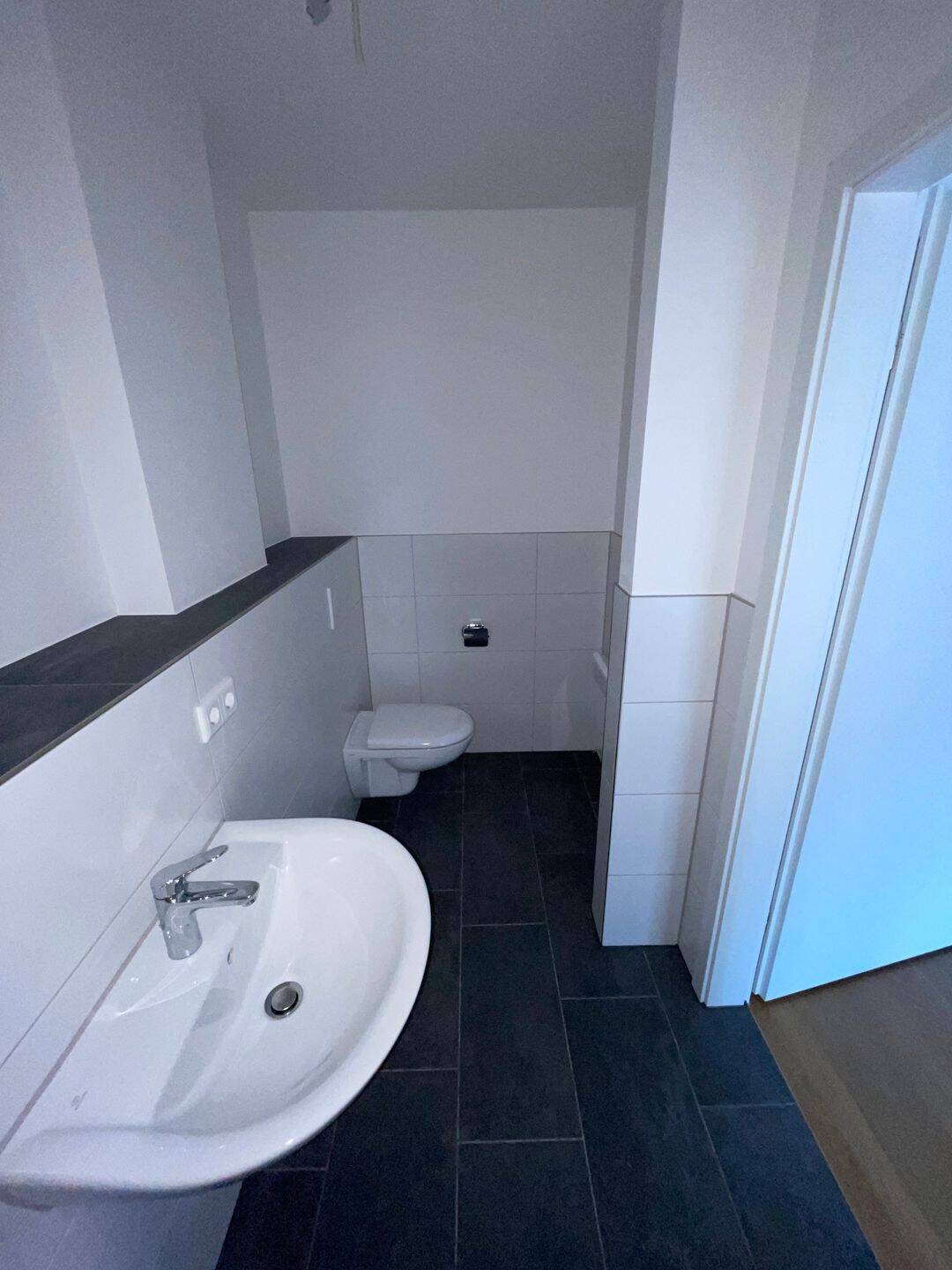 Helle und großzügige 3-Zimmer-Wohnung mit EBK – Nürnberg – Vorschaubild 4