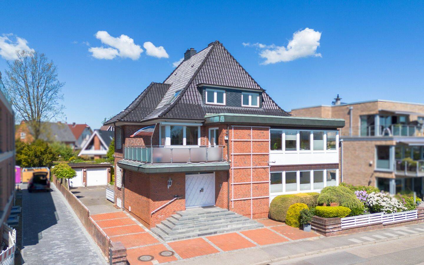 Repräsentativer Firmensitz oder Wohntraum: Großzügige Villa in bester Kanallage – Rendsburg – Vorschaubild 3