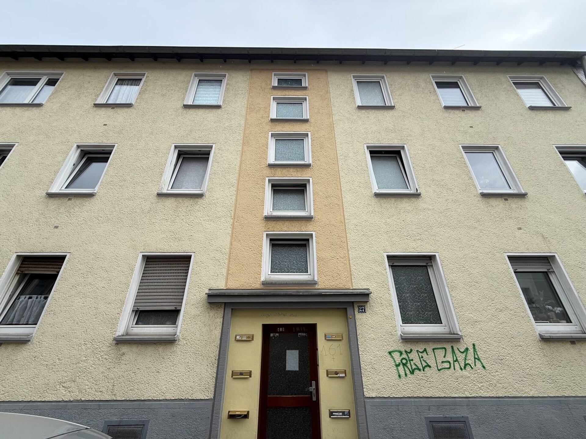 Etagenwohnung in 50733 Köln mit 67 m² kaufen