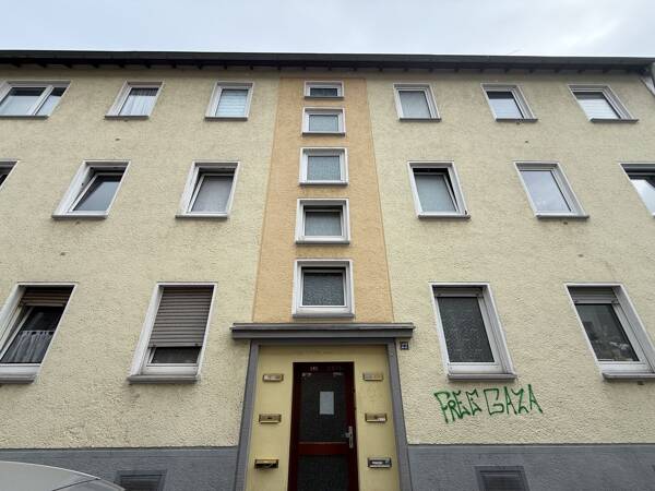 Etagenwohnung in 50733 Köln mit 67 m² kaufen