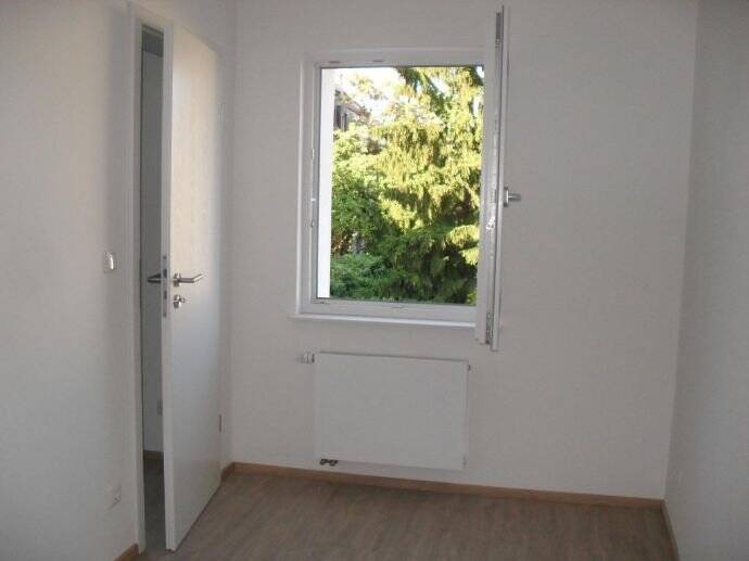 N-St. Johannis: Ruhige, fein sanierte Eineinhalb-Zimmerwohnung! – Nürnberg – Vorschaubild 3