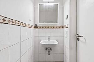 Modernes Townhouse in grüner und absolut ruhiger Lage - KfW-40-Energieeffizienz – 22159 Hamburg – Vorschaubild 7