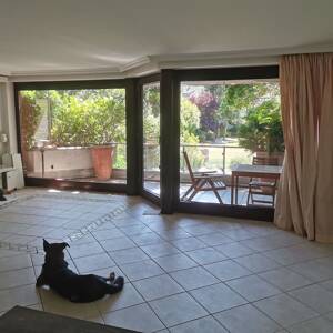 Herrliche 3-Raum-Wohnung - wunderbare Terrasse - Edle Einbauküche - TG-Stellplatz – 40470 Düsseldorf – Vorschaubild 2