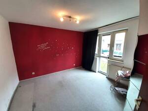 Für Berufstätige! Frisch gestrichene, schöne 4-Zi-Whg, 1. OG, großz. Balkon, frisch saniertes Du-Bad, neue EBK, Vinylboden neu, Garage mögl. – 28309 Bremen – Vorschaubild 5