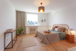 Frisch renovierte 3-Zimmer Eigentumswohnung mit Südbalkon und Aufzug – 45475 Mülheim an der Ruhr – Vorschaubild 5