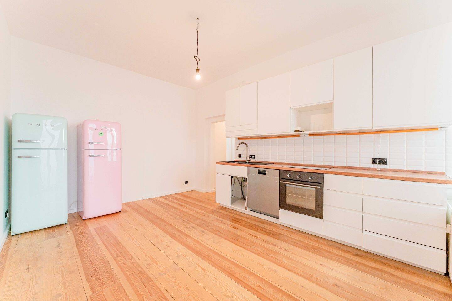 Charmante, bezugsfreie 1,5-Zimmer-Wohnung mit Balkon in bester Lage von Berlin-Mitte! Denkmalschutz – Berlin – Vorschaubild 5