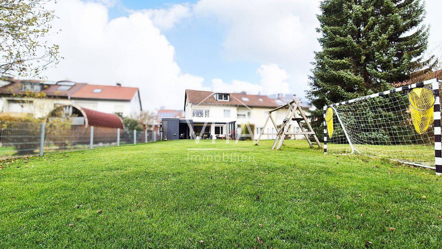 Modernes Reihenendhaus mit großer Terrasse sucht neue Bewohner – Schwäbisch Hall – Vorschaubild 2