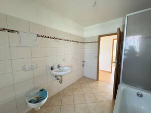 Ihr neues Zuhause: Helle 2-Raum-Wohnung mit Balkon – 39124 Magdeburg – Vorschaubild 6