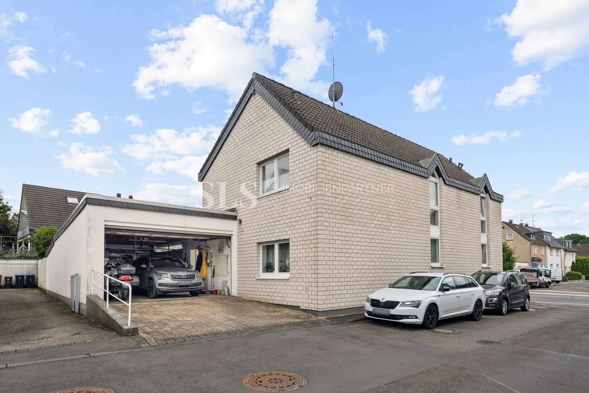 Haus in 51469 Bergisch Gladbach mit 255 m² kaufen