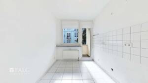 Helle, bezugsfreie 2-Zimmer-Wohnung mit Balkon & Loggia in Düsseldorf-Pempelfort – 40477 Düsseldorf – Vorschaubild 7