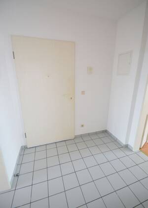 Helle 2-Zimmerwohnung mit Balkon und Tiefgaragenstellplatz! – 50765 Köln – Vorschaubild 6