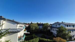 Elegante 2 Zimmer Dachgeschoß Wohnung in Obermenzing – 81247 München – Vorschaubild 4