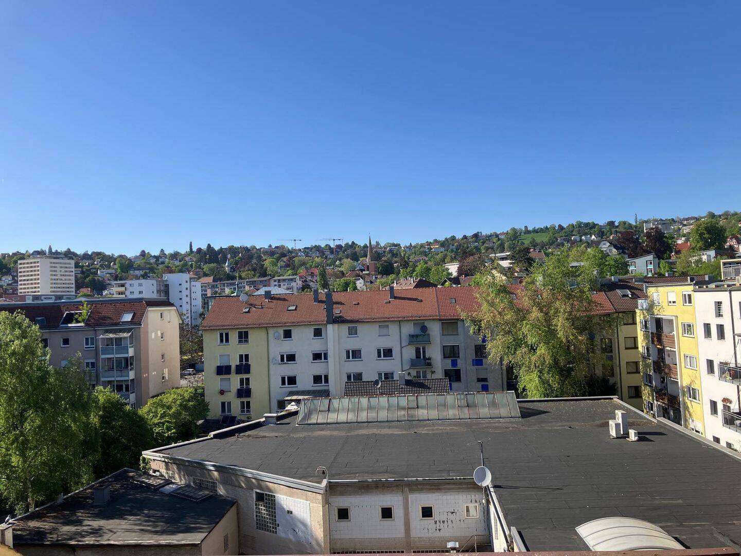 2 Zimmer Wohnung mit Dachterrasse in zentraler Lage