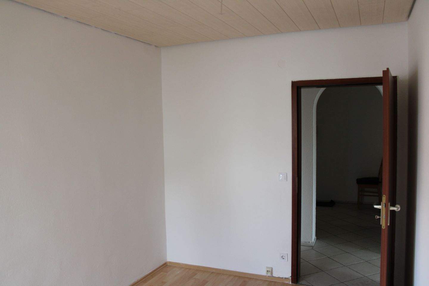 Große, helle 3 Zi. Whg. mit Balkon und Garage in Nbg. Großreuth b. Schweinau – Nürnberg – Vorschaubild 9