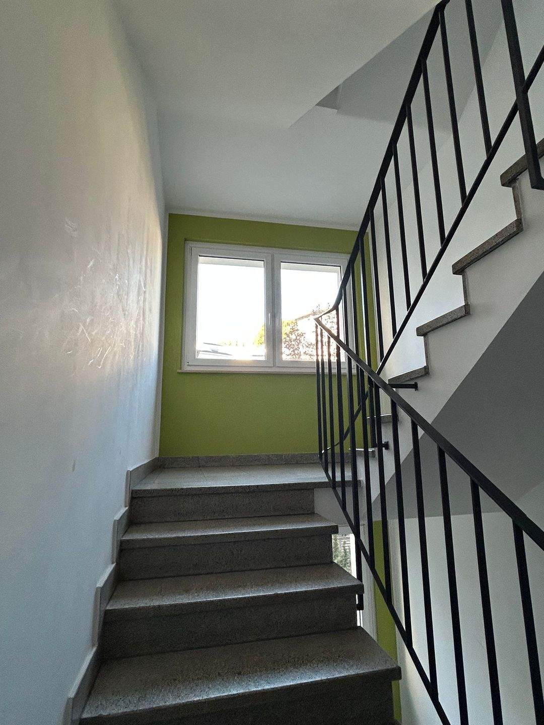 Attraktive Lage in Maxfeld! 2-Zimmer-Wohnung mit Balkon als solide Kapitalanlage – Nürnberg – Vorschaubild 8