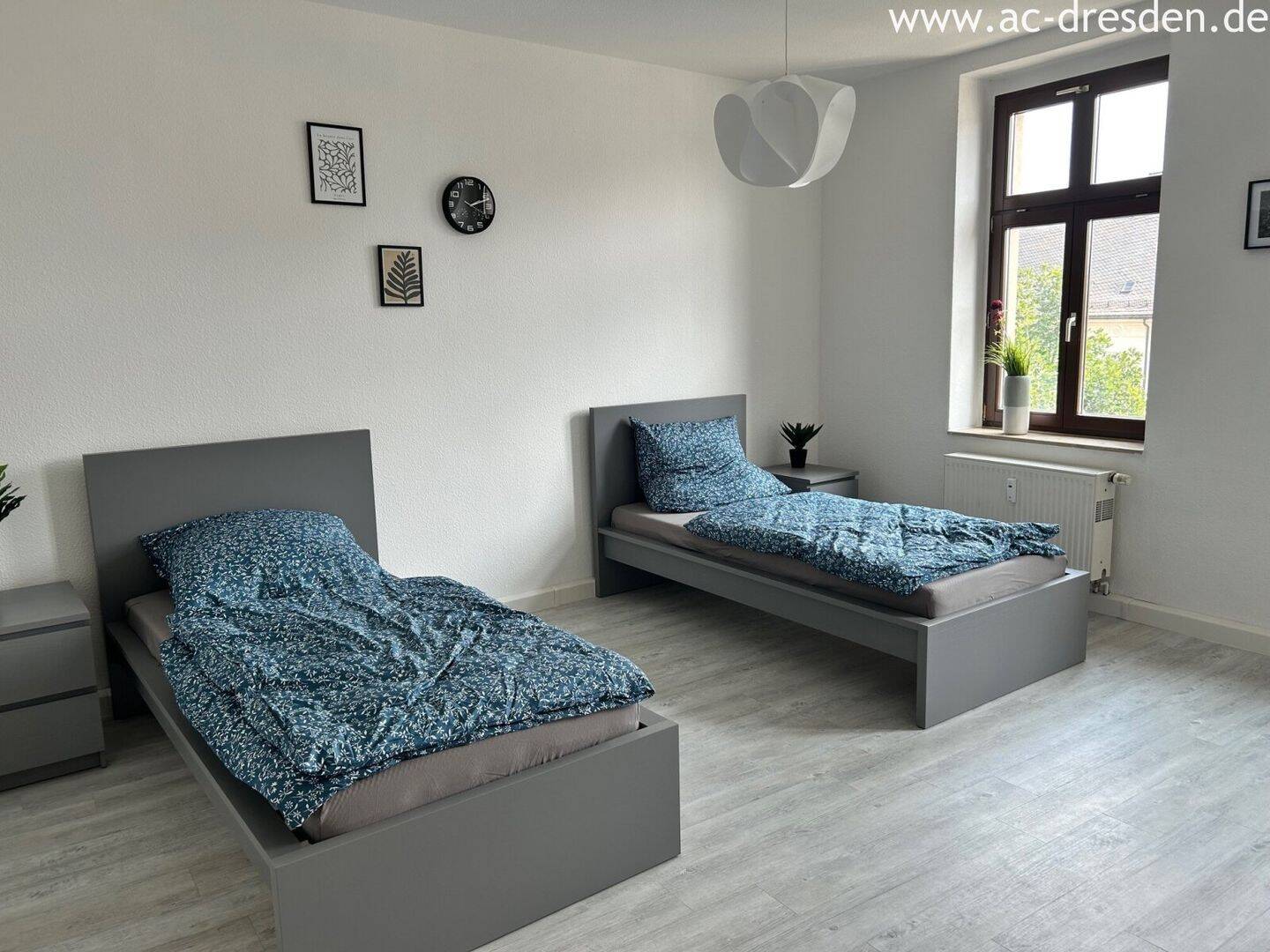 Saniertes Altbau-Juwel: möblierte 2-Raum-Wohnung in Bestlage – Chemnitz – Vorschaubild 2