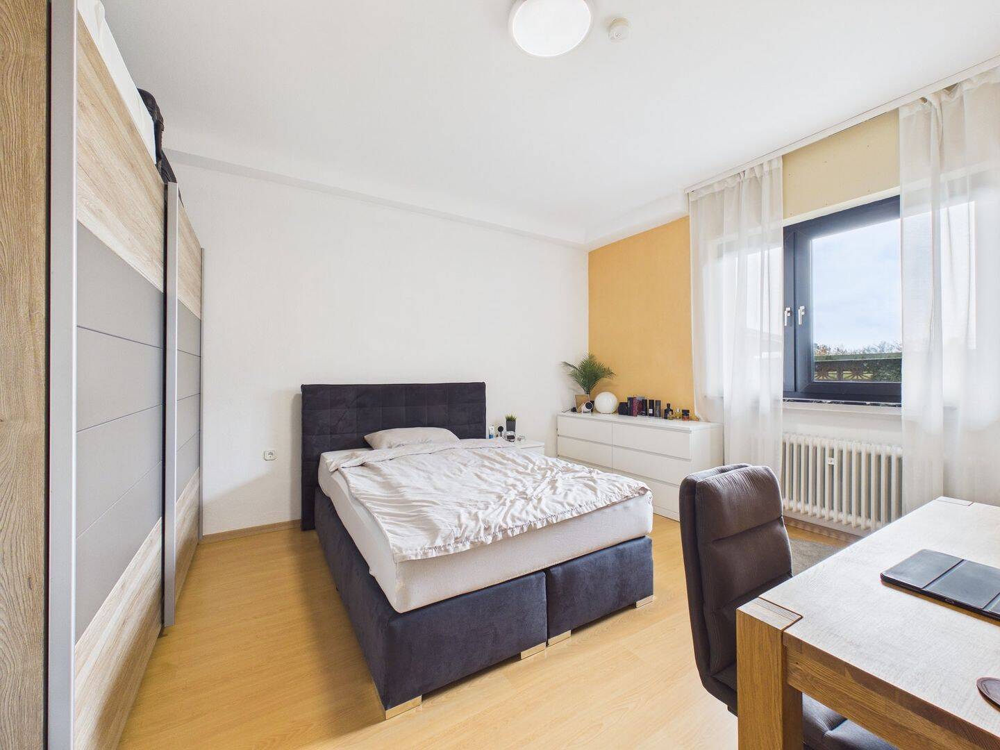 Usingen-Eschbach: Vielseitiges Wohnhaus mit Einliegerwohnung – Usingen – Vorschaubild 6