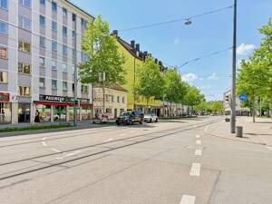 Urbanes Wohnen: 4-Zimmer-Wohnung mit Balkon! – 81241 München – Vorschaubild 2