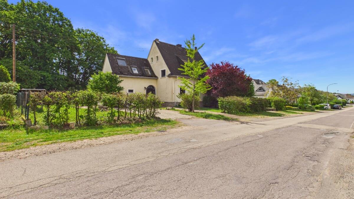 Kreuzweiler: Einfamilienhaus nahe der luxemburgischen Grenze – Palzem – Bild 1 von 9