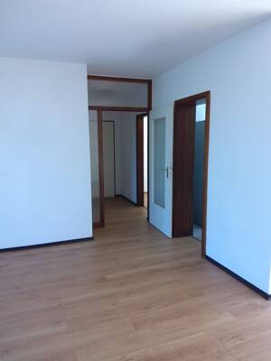 Geschmackvolle, renovierte 3-Raum-Wohnung mit geh. Innenausstattung mit EBK in Paderborn – 33102 Paderborn – Vorschaubild 3
