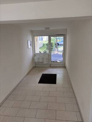Attraktive Kapitalanlage - Zwei-Raum-Wohnung mit Balkon und TG-Stellplatz in Kleinpestitz-Mockritz – 1217 Dresden – Vorschaubild 6