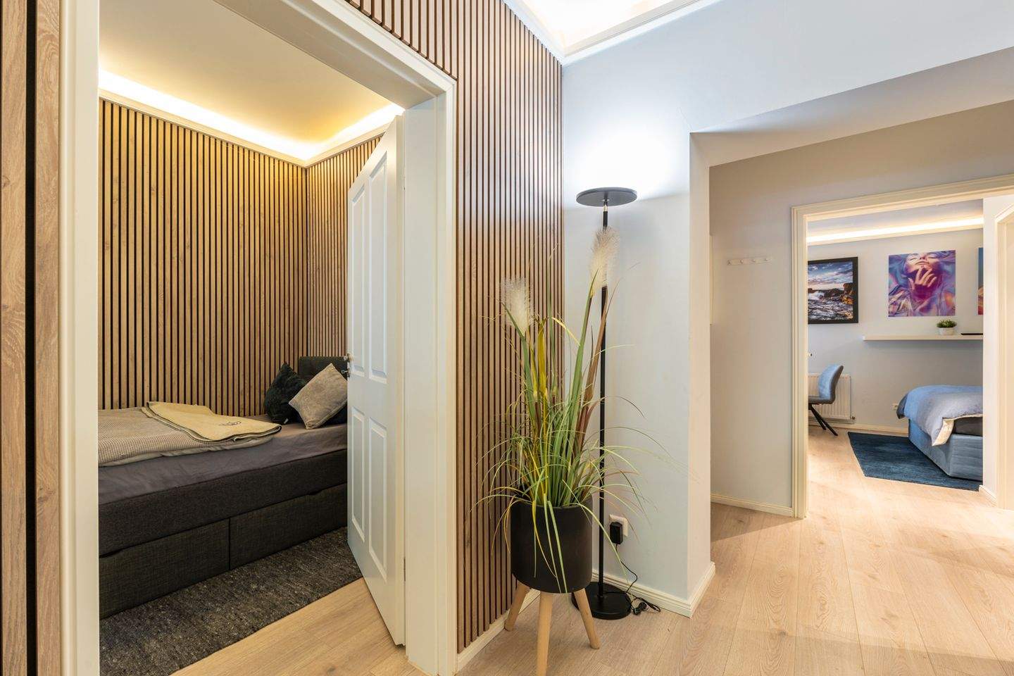Luxuriös, vollmöbliert, zentral - schickes Apartment in Berlin-Mitte