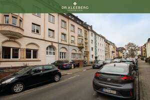 Stilvolle 4-Zimmer-Altbauwohnung mit zwei Balkonen im begehrten Josefsviertel von Münster