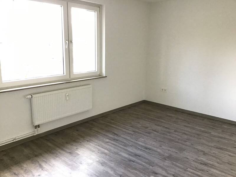 Sanierte 3 Raumwohnung mit Balkon im Grünen – Bielefeld – Vorschaubild 3