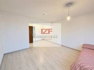 Bezugsfreie 2-Zimmer-Wohnung mit Einbauküche, Balkon & TG-Stellplatz Nürnberg-Herpersdorf – 90455 Nürnberg – Vorschaubild 3