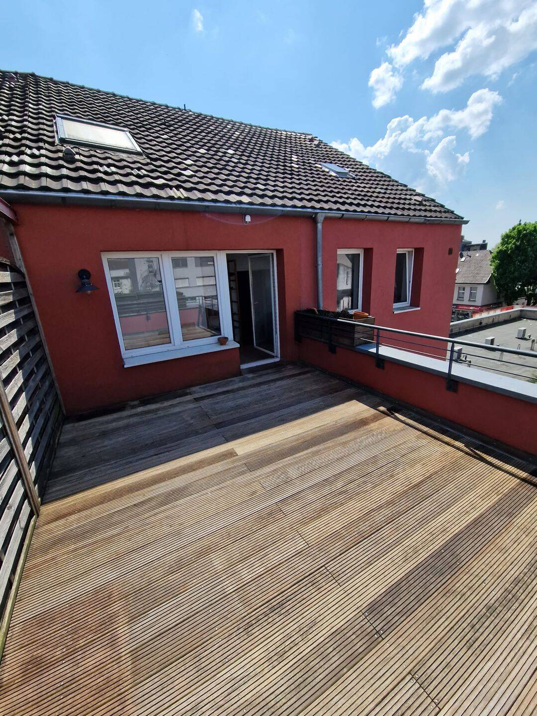 Den nächsten Sommer auf der eigenen Dachterrasse genießen?
