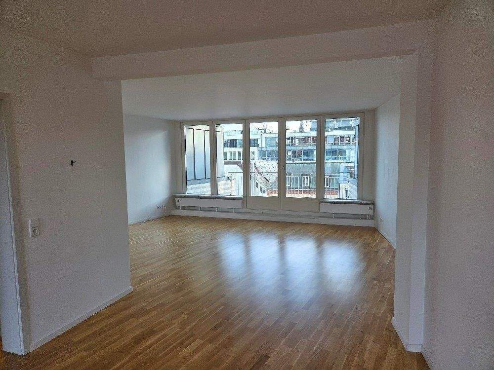 ABC Straße 44-46 - 3 Zi.-Whg. - 7. OG - 2 Balkone - 1a Lage Hamburg-Neustadt – Hamburg – Vorschaubild 3