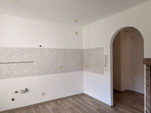Charmante Obergeschosswohnung mit 3 Zimmern und hellem Wohnambiente! – 56271 Mündersbach – Vorschaubild 3