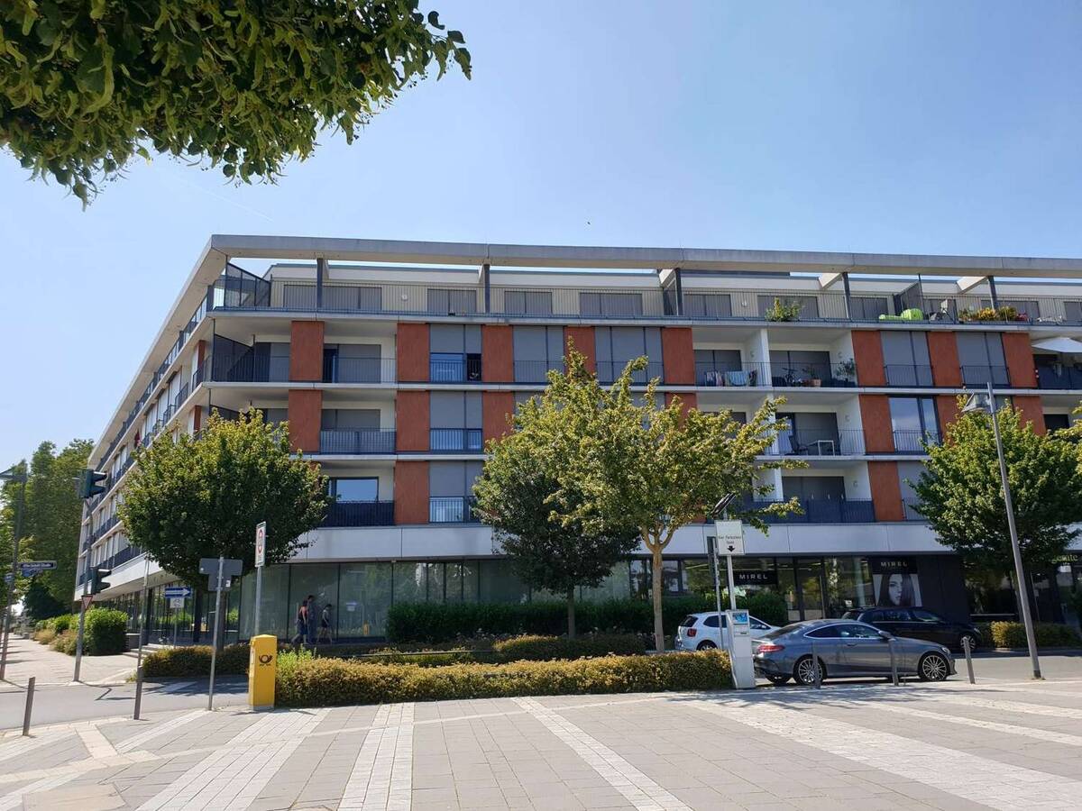 3-Zimmerwohnung inkl. offenem Wohn-/Essbereich und Balkon – 60438 Frankfurt am Main – Bild 1 von 8