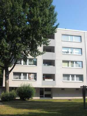 schöne, helle Wohnung in ruhiger Sackgasse !