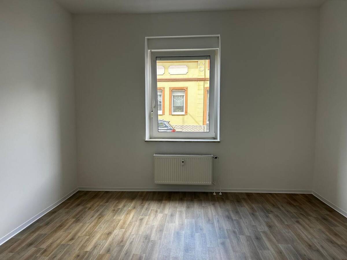 4-Zimmer-Wohnung in Schonnebecker Str. 121, WE1, 45884 Gelsenkirchen-Süd. – 45884 Gelsenkirchen – Bild 1 von 9