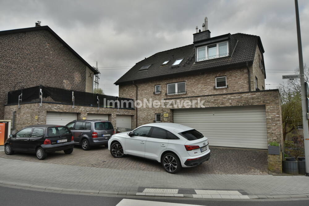 NEU***junges 3-Familienhaus mit 4 Garagen & 1 Stellplatz in Herzogenrath***NEU – Herzogenrath – Vorschaubild 2
