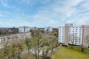 Exklusiv modernisierte 3-Zimmer-Wohnung mit traumhaftem Alpenpanorama in Englschalking / Bogenhausen – 81927 München – Vorschaubild 9