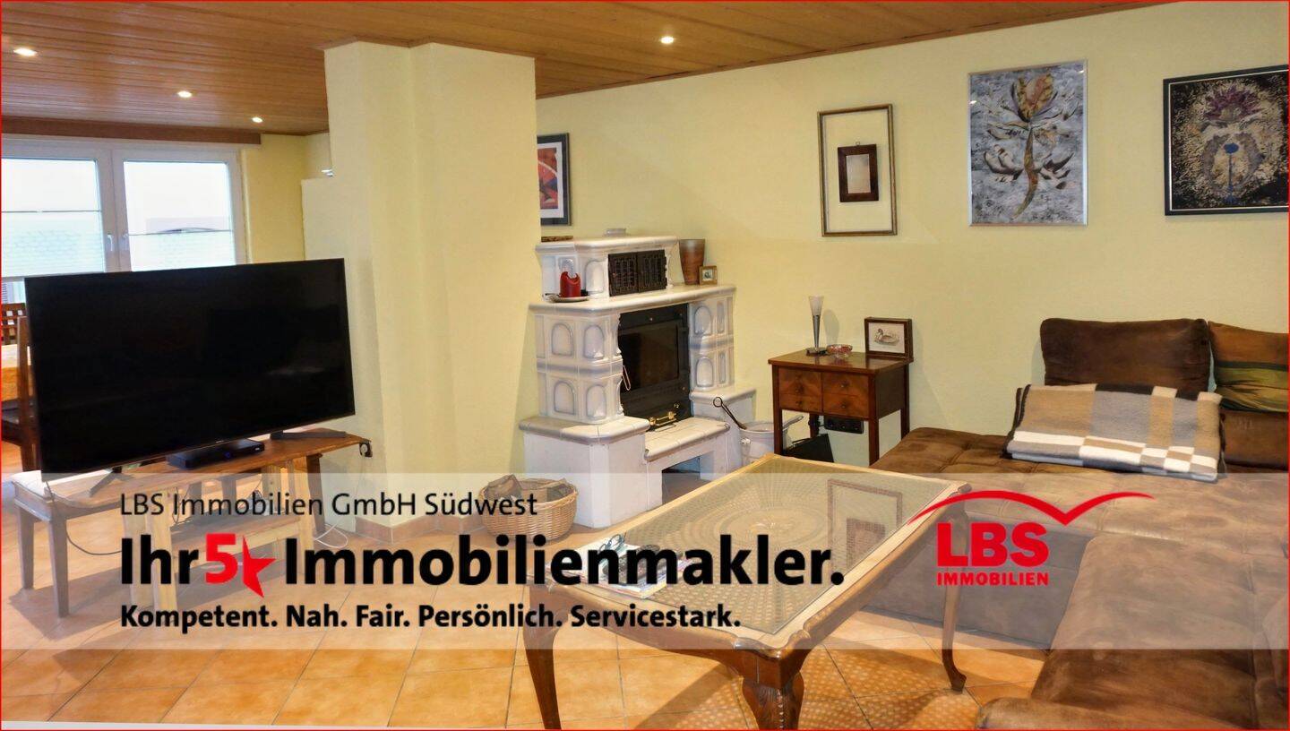 LINDENBERG - EINFAMILIENHAUS - Die Schönheit, den Charme und das Potential erkennen Sie im Inneren! – Lindenberg – Vorschaubild 2